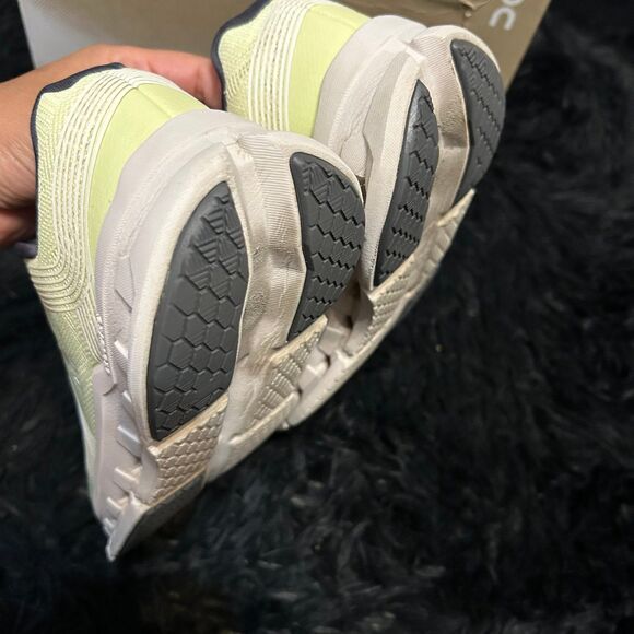 ON CLOUDGO running athletic training lace up shoes sneakers women's 7.5 - Picture 4 of 8